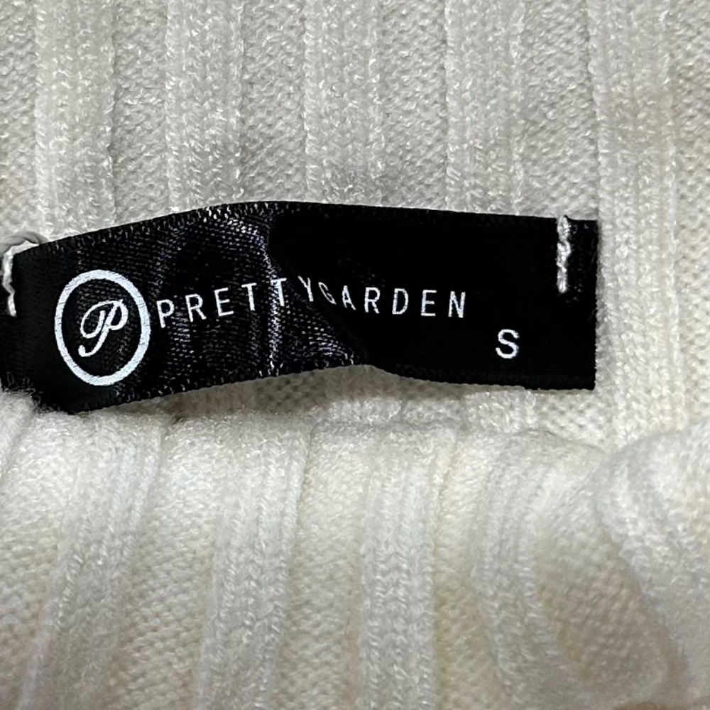 Pretty Garden Mock Neck Bolero Top -‎ Size S - NEW With Tags. - Picture 8 of 11